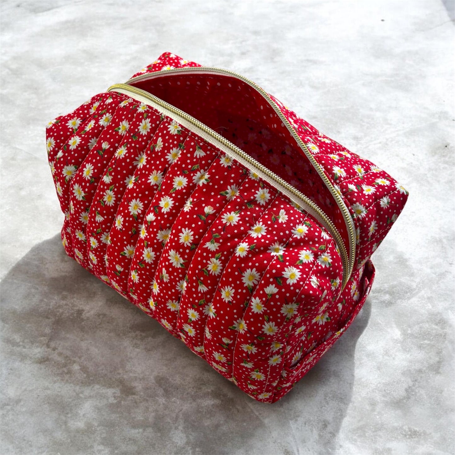 Boxy Carry All Bag Red White Floral Large