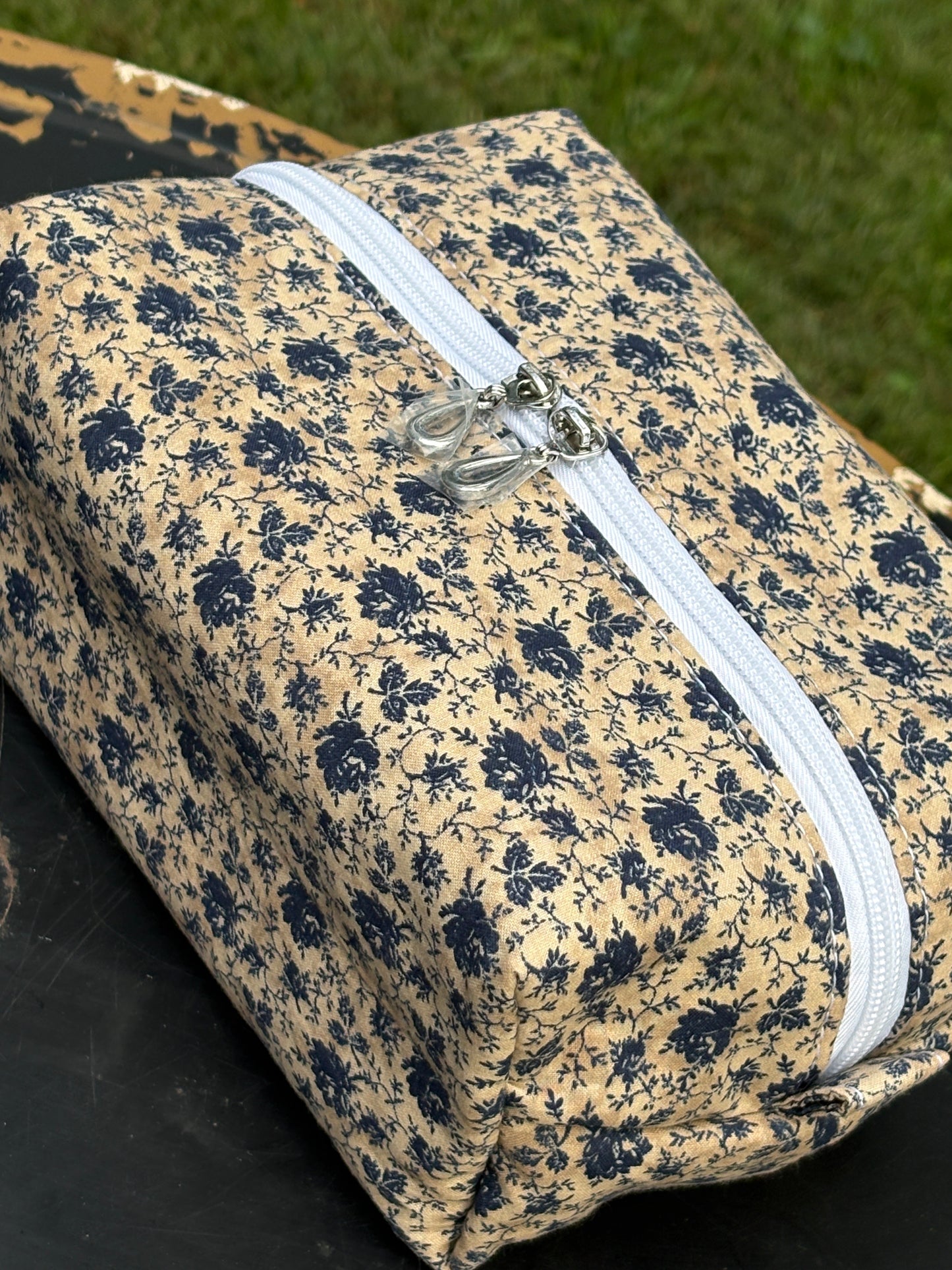 Makeup Toiletry Bag Floral Beige Blue