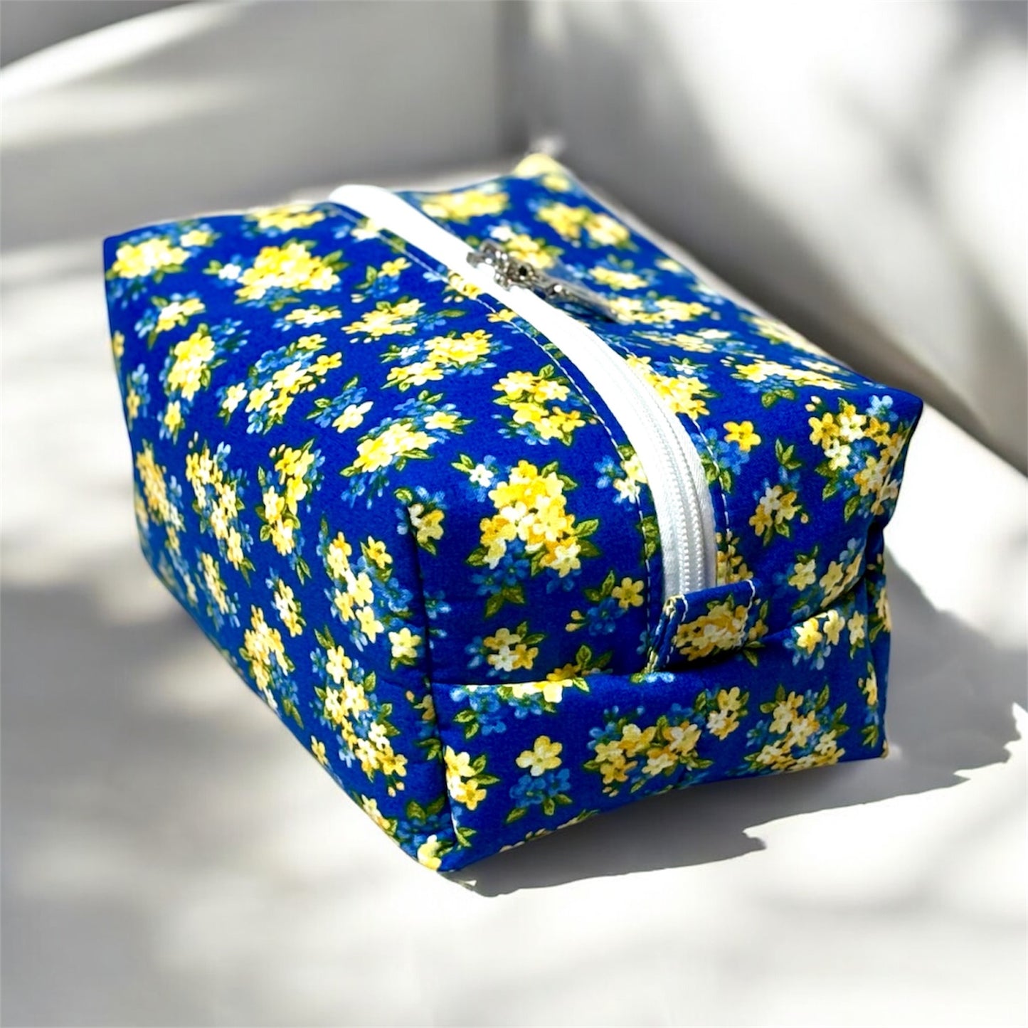 Boxy Carry All Bag Blue Yellow Floral Medium