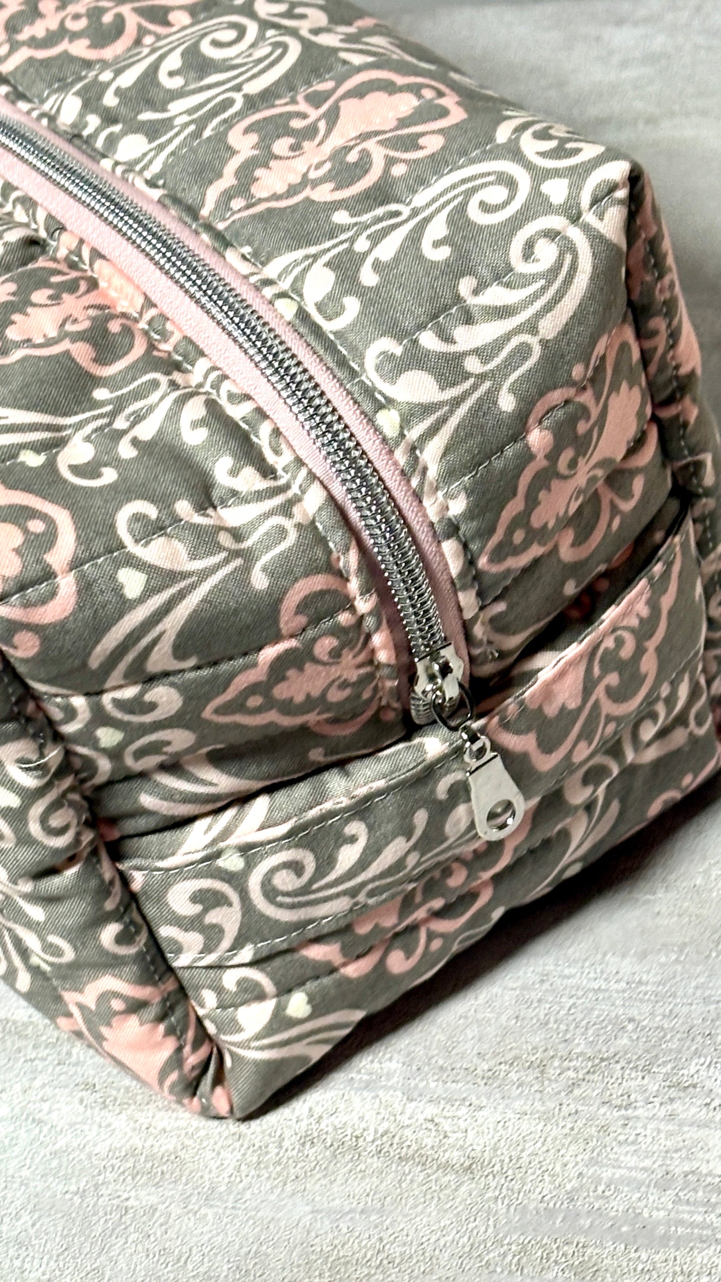 Make-Up/Boxy Bag - Large Pink and Grey