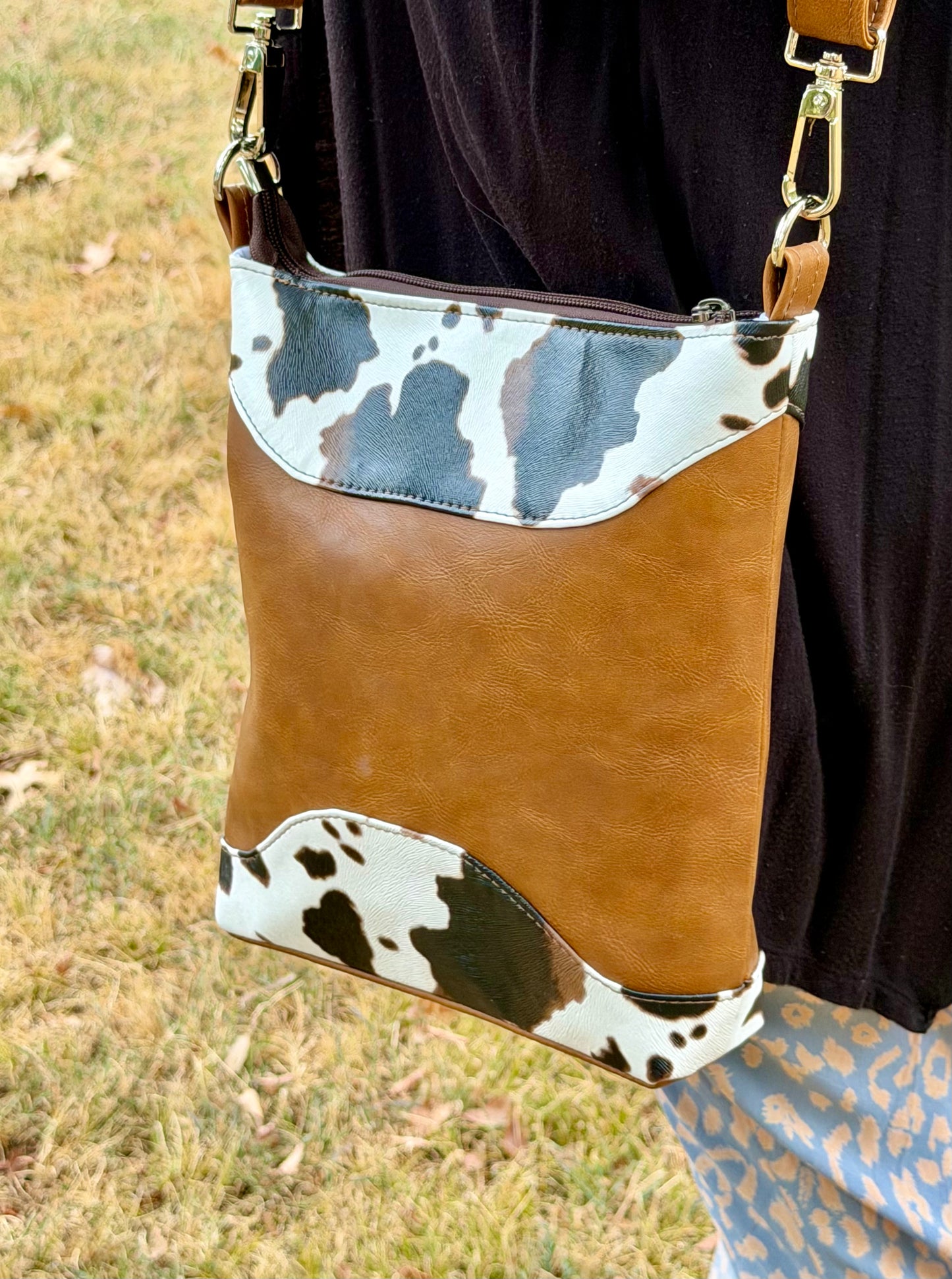 Momenta Crossbody