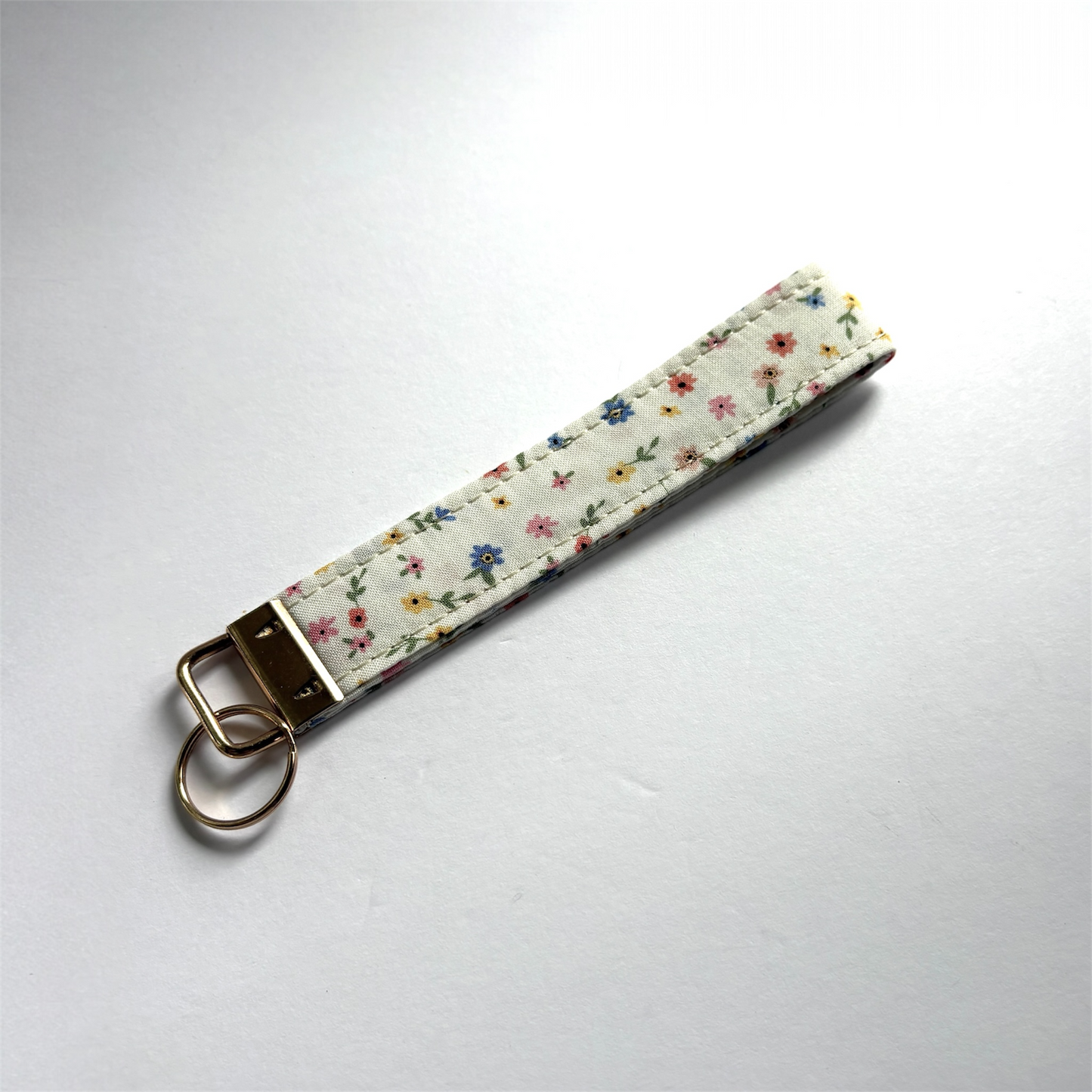 Key Chain Wristlet | Handmade Key Fob Wristlet White Floral