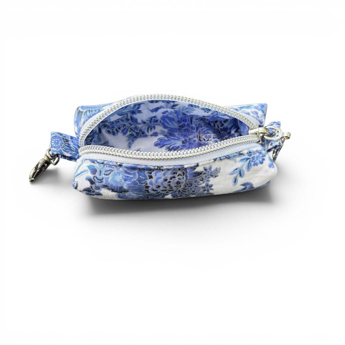 Lipstick/Chapstick Holder Antique Blue Zipper Pouch with Lobster Clasp