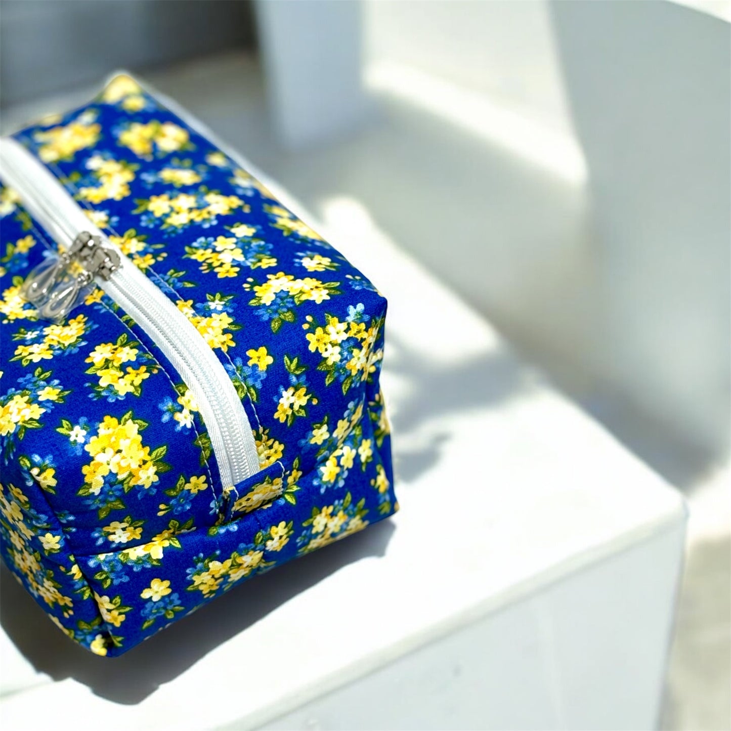 Boxy Carry All Bag Blue Yellow Floral Medium
