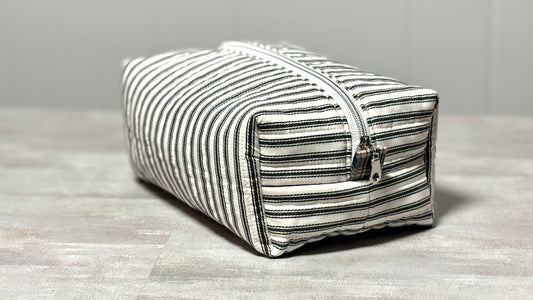 Make-Up/Boxy Bag - Navy White Stipe
