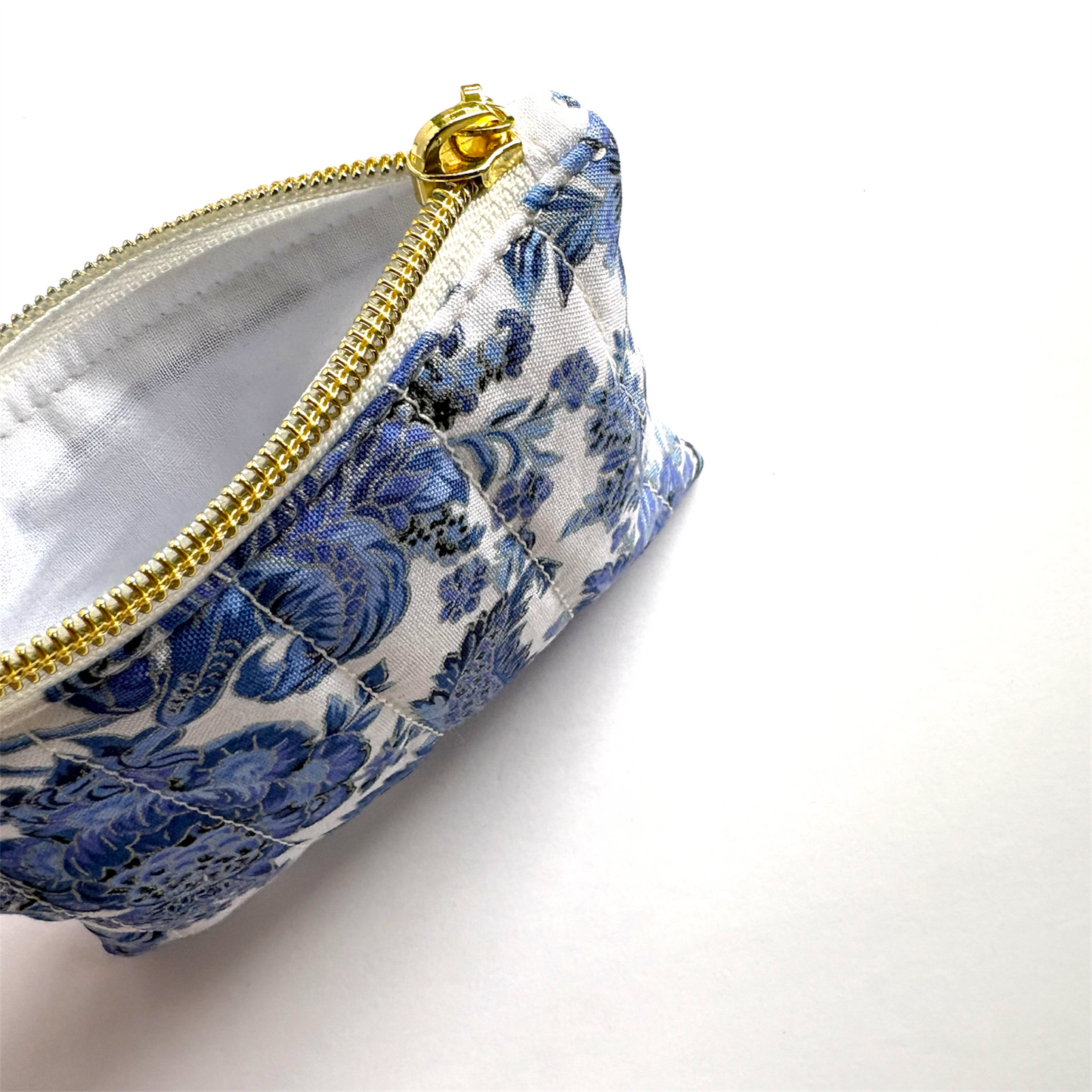 Coin Pouch Handmade Zipper Pouch Antique Blue