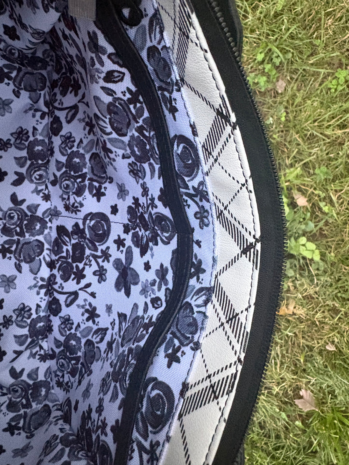 Black and White Kiana Handbag