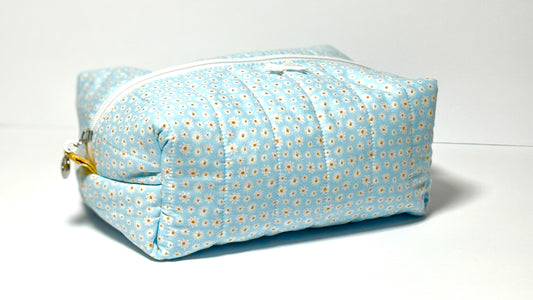 Make-Up/Boxy Bag - Baby Blue