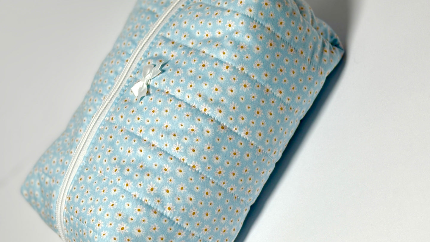 Make-Up/Boxy Bag - Baby Blue