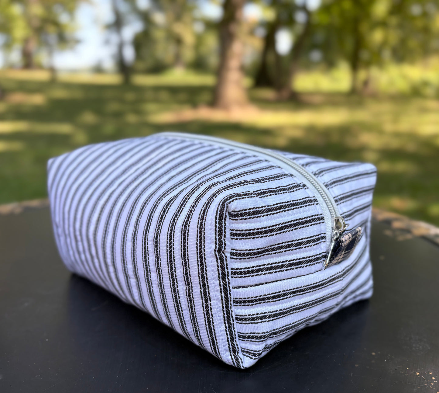 Make-Up/Boxy Bag - Navy White Stipe