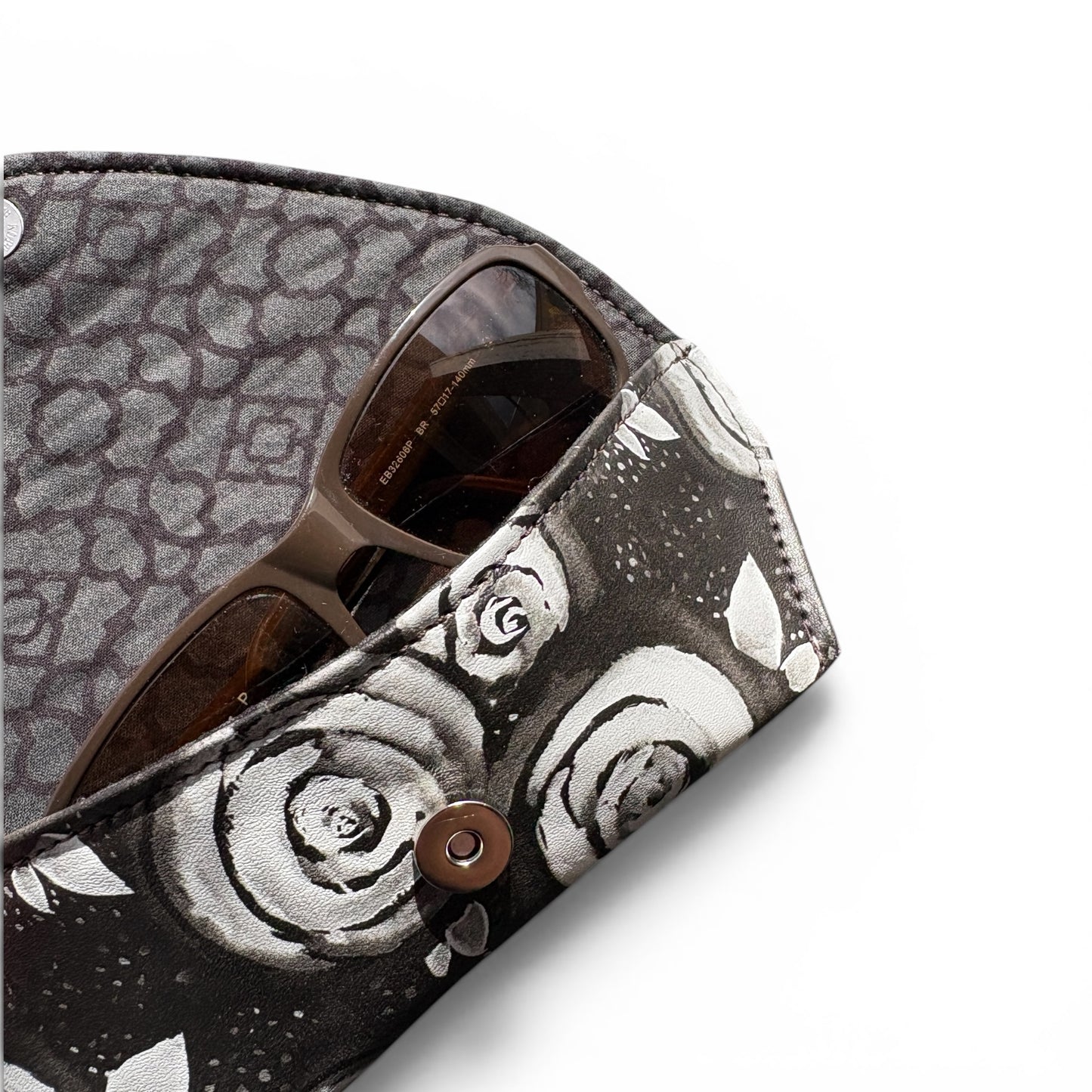 Sunglass - Eyeglass Case Black & White Floral